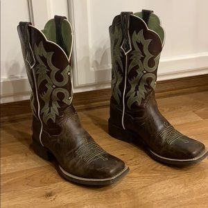 Ariat square toe 6.5 brown green boots